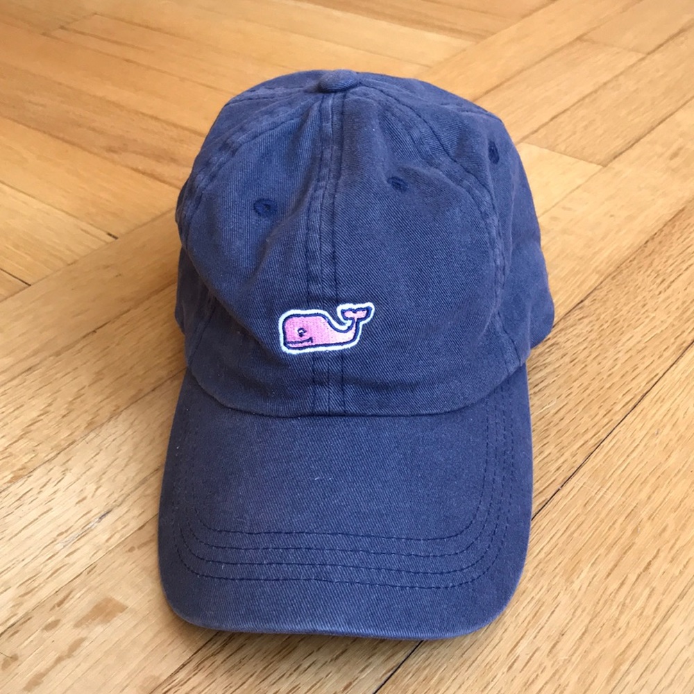 navy blue vineyard vines baseball hat